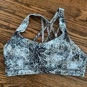 Lululemon energy bra size 8